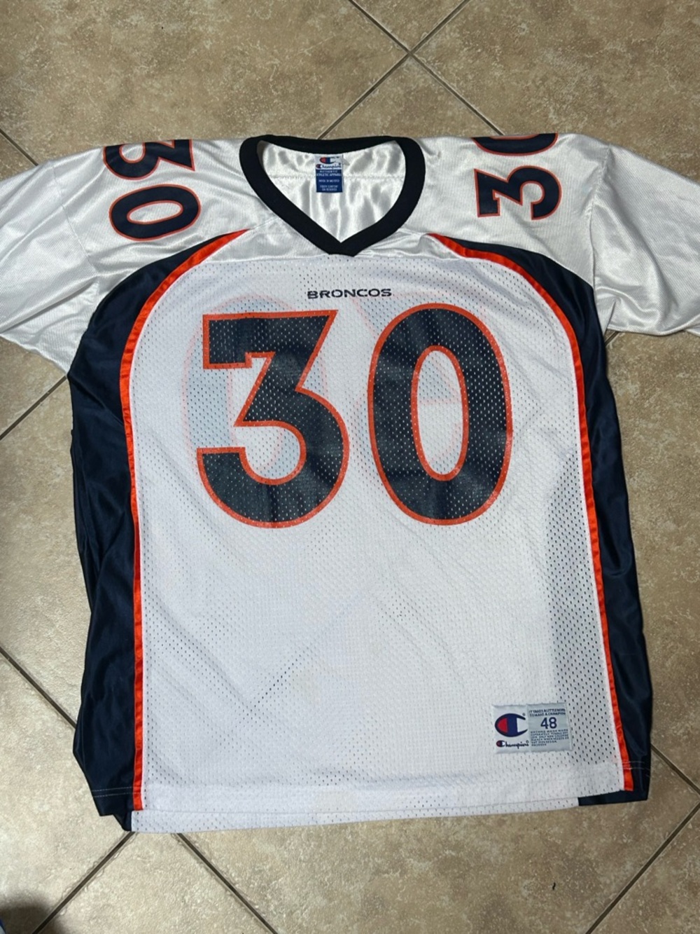 Champion Terrell Davis Sz 48 Vintage White NFL Denver Broncos Football Jersey.